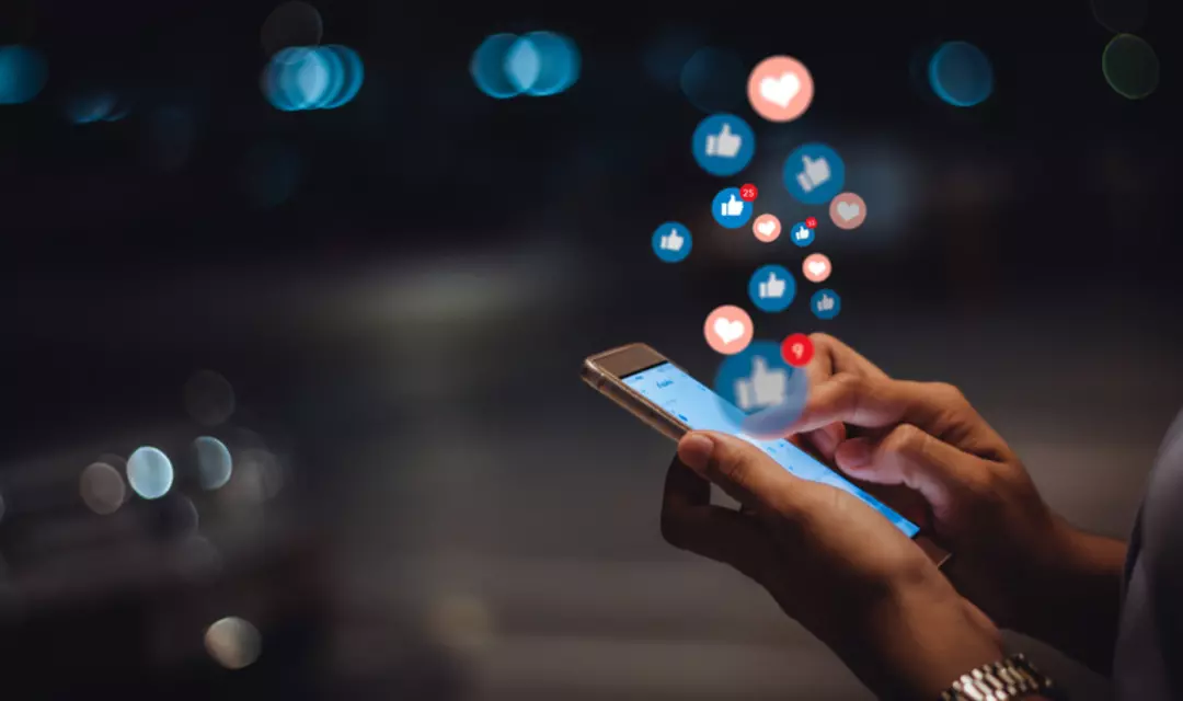 Sosyal Medya İllüzyonu ve Gerçek Hayat